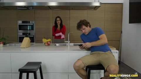 My Moms Hot Friend - Jaclyn Taylor