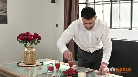 Seductive Babe Turns Dinner Date Into Dp Threesome - Martina Smeraldi