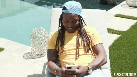 Lolly Dames Has Her First DP