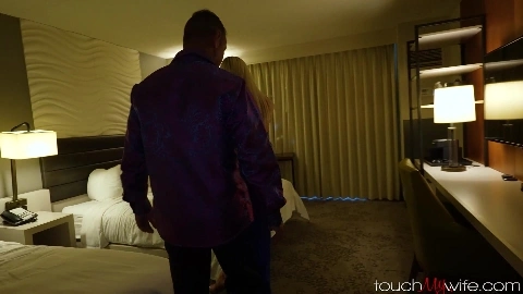 TouchMyWife - Elana Bunnz - Taking The Party To Our Room