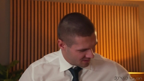 Olivia Zlota - DaneJones