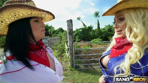 Booty Unchained - Alexis Andrews, Virgo Peridot