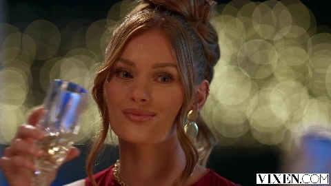 Vixen - Jessi Rae - Stunning Redhead Has The Most Intense Orgasm