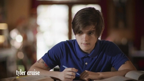 Study Break in HD - Rayveness