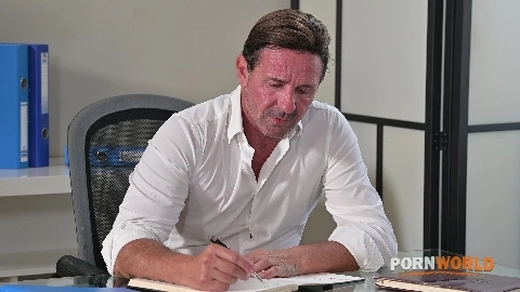 Stacked German Teacher Jolee Love Treats Mature Students Into DP Threesome In Class