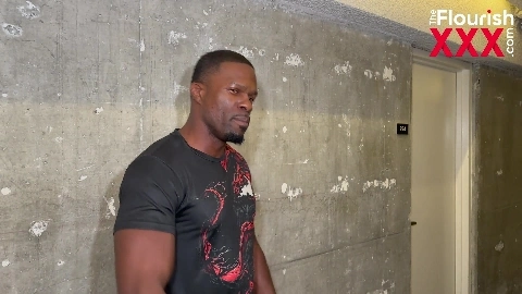 Pornstar Nina White gets shackled by Jamie Knoxx