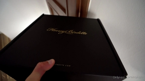 I Returned The Favor With Sex - Sybil