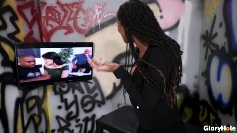 Gloryhole in 4K - Cali Sweets