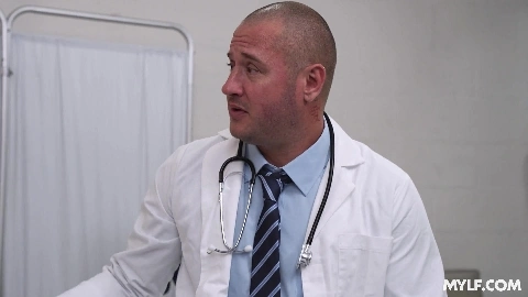 Katie Kinz - MomDrips