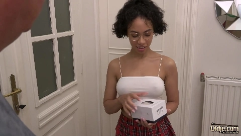 Quick Delivery - Gina Lin