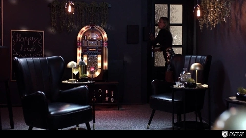 Freeze - Shalina Devine - When The Party Stops