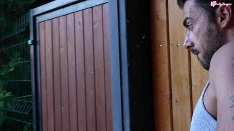 Fuck me quietly! Sporty Hot Blonde fucks the neighborhood guy in the backyard of her house! - Polly Yangs