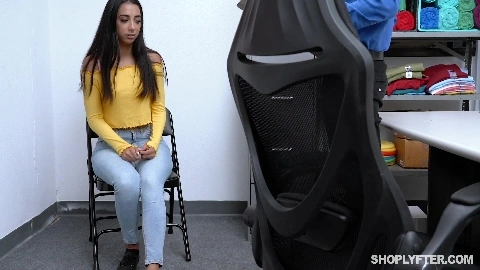 Case No. 9531622 in HD - Kiarra Kai