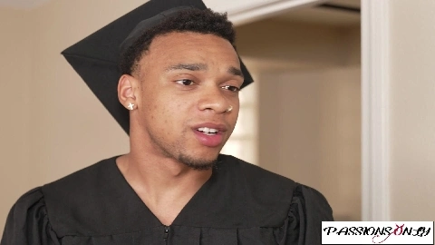 Busty blonde MILF begs for deep creampie - Taylor Vixxen