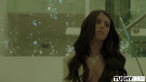 Adriana Chechik is the lonely and bored wife gets an anal massage