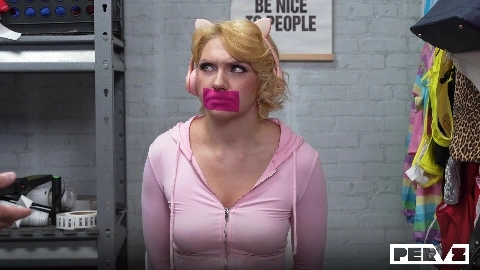 Bambi Barton Pounding The Runaway Teen - Shoplyfter