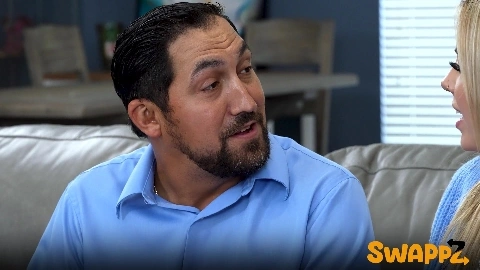 Freya Von Doom And Lola Cheeks - DaughterSwap