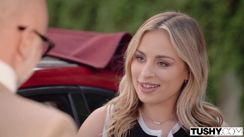 Tushy - Anna Claire Clouds - Insatiable Blonde Anna Gapes Her Perfect Ass