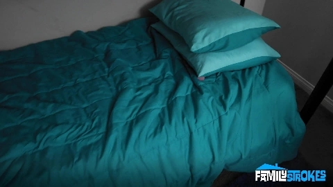 Nickey Huntsman - PervMom