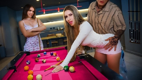 Ay Dios! My Mom Stole My Boyfriend - Ambar Prada