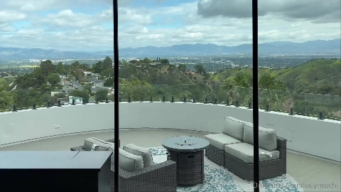 Horny Realtors Get Fucked In The Ass [1080p] - Lucy Mochi & ItsMeCat