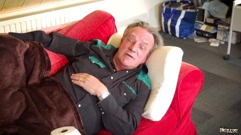 Spoiling An Oldje - Sabrina Blanc