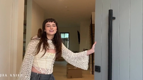 Jak Knife - Fucking a slutty client in my moving truck while on the job - Lana Smalls