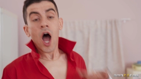 Escandalo! Drama Behind The Camera - Clea Gaultier, Kenia Music, Niky Bimbodoll