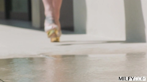 Paris Lincoln Anal Loving MILF Gets Her Ass Filled Up - Milfy