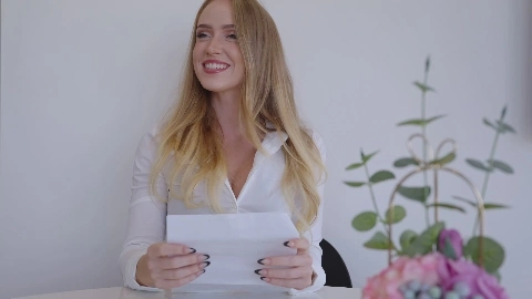 Revenge Blowjob For Cheating Boyfriend - Scarlet Chase