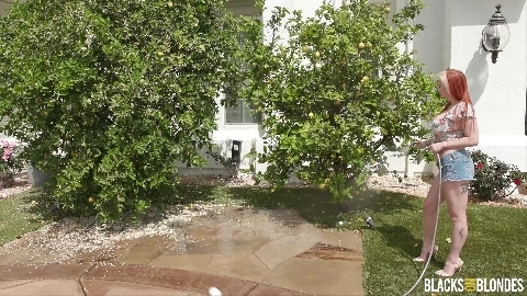 Cubbi Thompson loves Big Dicks