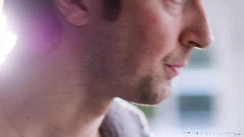 Vanna Bardot - NuruMassage - Surprise, get Naked!