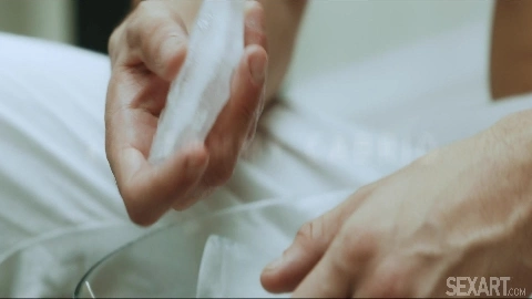 Amalia Davis Frozen - SexArt