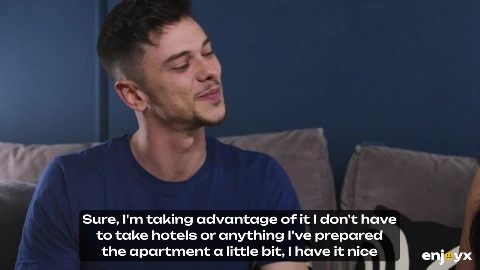 A Big Gift For Her Tight Treasure - Julia De Lucia