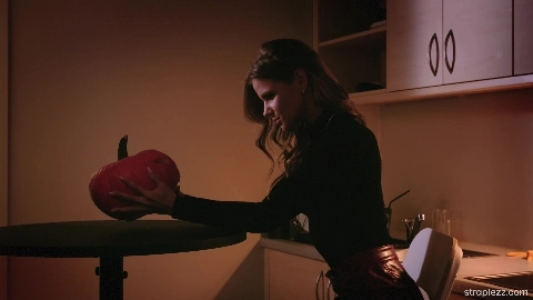 Nata Ocean Sarah Kay Transcendent Halloween trip