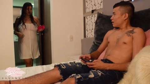 Pregnant they Fuck my Ass and Leave it Wide Open - Savannah Watson