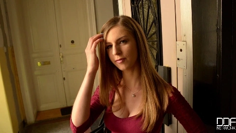 Stella Cox - OnlyBlowJob