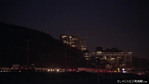 Best Friend Threesome in 4K - Riley Reid, Jane Wilde