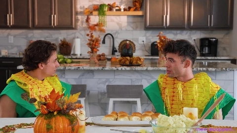 Gigi Dior And Kathryn Mae - MomSwapped