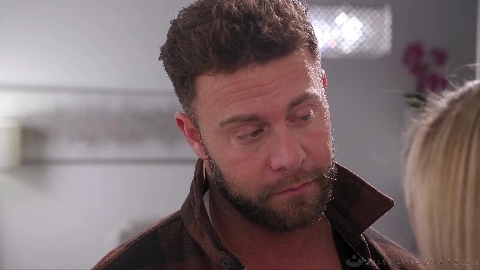 Lily LaBeau - NuruMassage