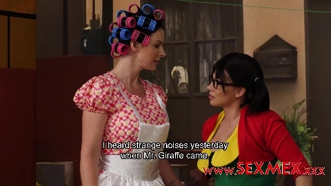 A Threesom With Chiquilina And Mrs Stretchy Nicole Zurich Mica Spengler