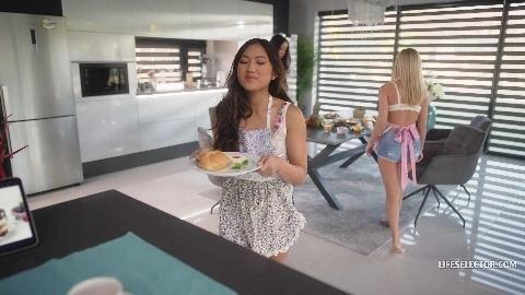 Lia Lin - LifeSelector - Naughty Sneak Around with 3 Hot Roommates, 1v1