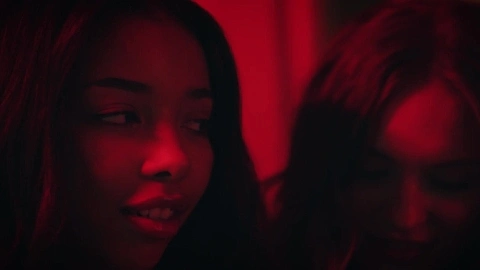 Lia Lin - Angels.love - Hot Clubbing - Mensia Francis, Naomi Hill