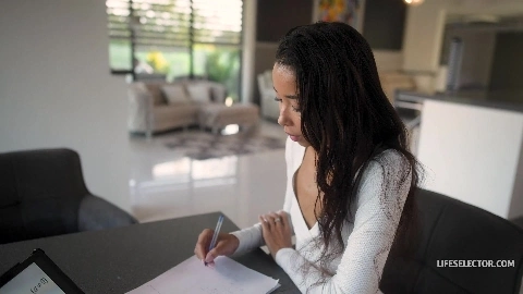 LifeSelector Invaded By My New Step-family - Lia Lin