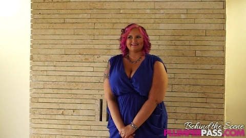 BBW Realtor Sara Star (plumperpass) - Sara Star