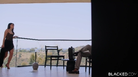 Gal Ritchie - Blacked