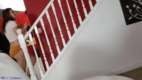 Ellie Eilish - PrimalFetish