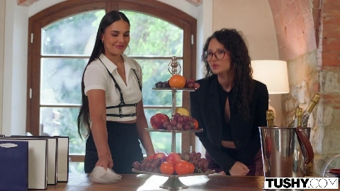 Liz Jordan And Milan Cheek Cock Hungry Hotties Have Intense Anal Foursome - Tushy