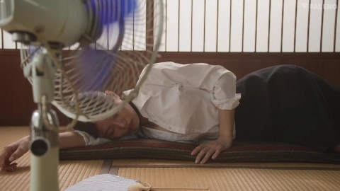 FSDSS-322 "I'm Not The Person I Was Back Then..." On A Trip Back Home To The Countryside Where I've Never Fucked, Lured In By The Big Tits On My C***dhood Friend, Dripping In Sweat While Fucking All Day And Night During My Summer Vacation. Yume Nikaido