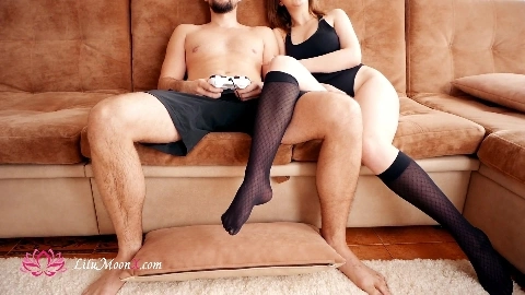 Girls Play Fortnite and Double Handjob and Suck Huge Cock - Lilu Moon & Mon - Lilu Moon